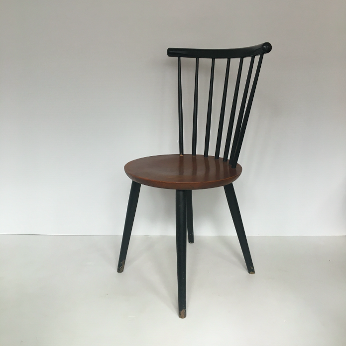 Chaise « Tapiovaara » années 60 dossier éventail – 160 € soldé 129 €