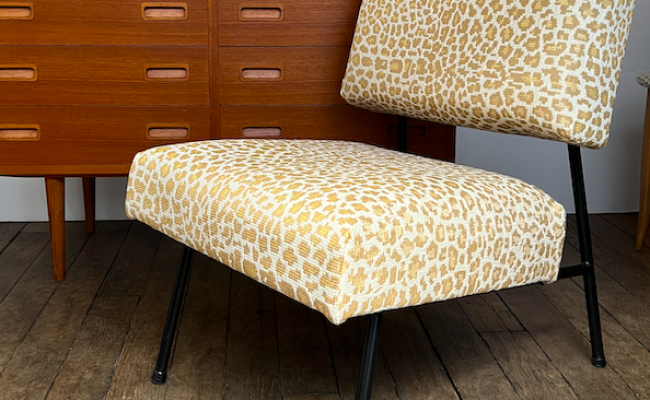 Chauffeuse Airborne vintage « léopard »  – L50 x P70 x H72(38) cm – 750 €