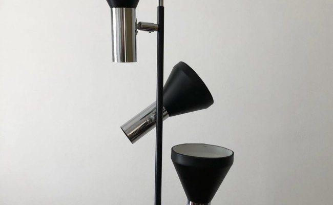 Lampadaire 3 têtes années 1970 hustadt-leuchten – 320 €