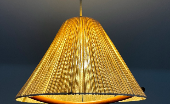 Suspension scandinave corde et teck Temde Leuchten – 340 €
