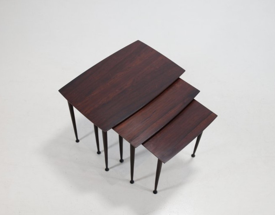 Tables gigogne danoise – 440 €