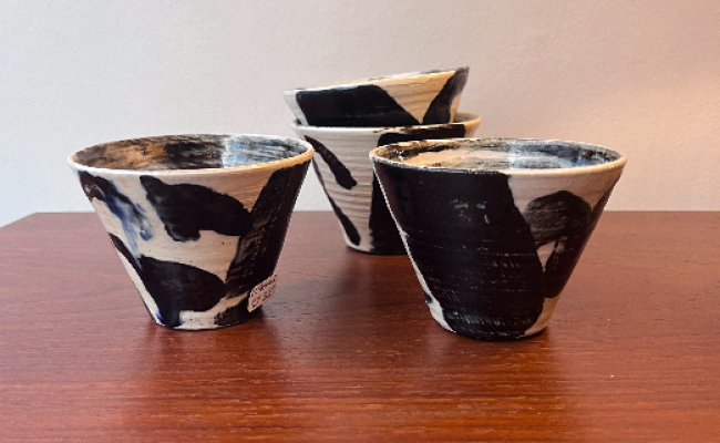 Tasses de la céramiste Nelly Bonnand – 35 €