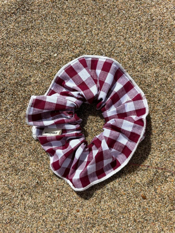 Chemises et chouchous upcyclé ENSEMBLE création – 114 € et 13 €