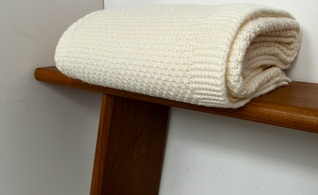 Plaid coton écru – 69 €