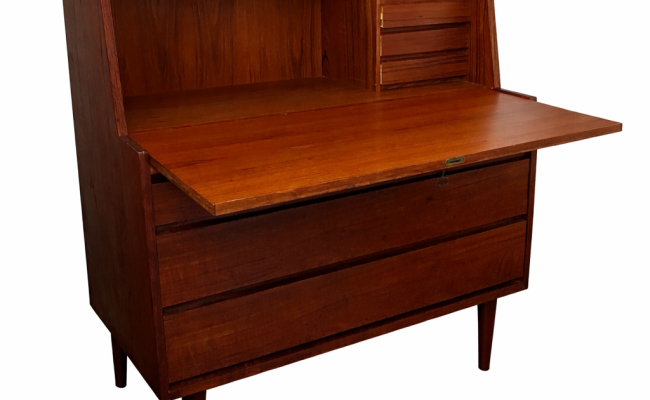 Secrétaire vintage scandinave en teck – L85 x P43 x H108 cm – 750 €