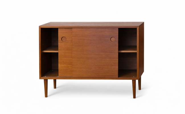 Meuble buffet portes coulissantes en teck – L90xP48xH81cm – 480 € soldé 460 €