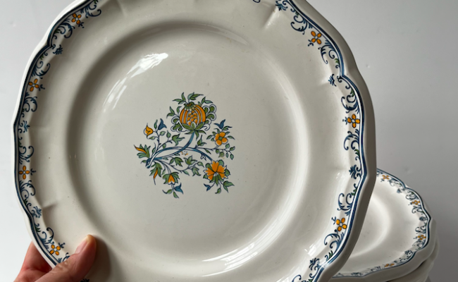 Série de 6 assiettes Giens – VENDU