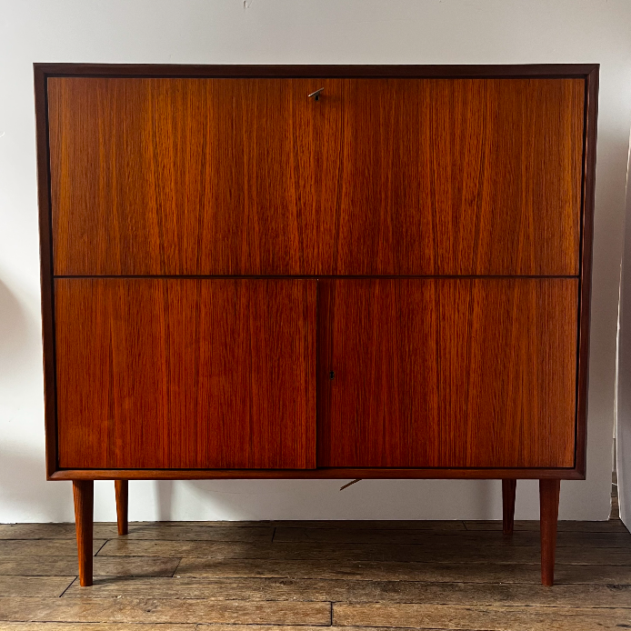 Meuble de rangement scandinave en teck, années 1960 – 650 €