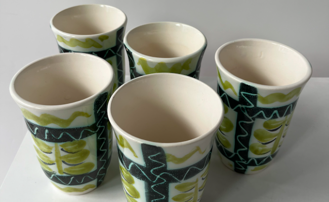 Série de 5 gobelets vert années 60 – 12 € l’un