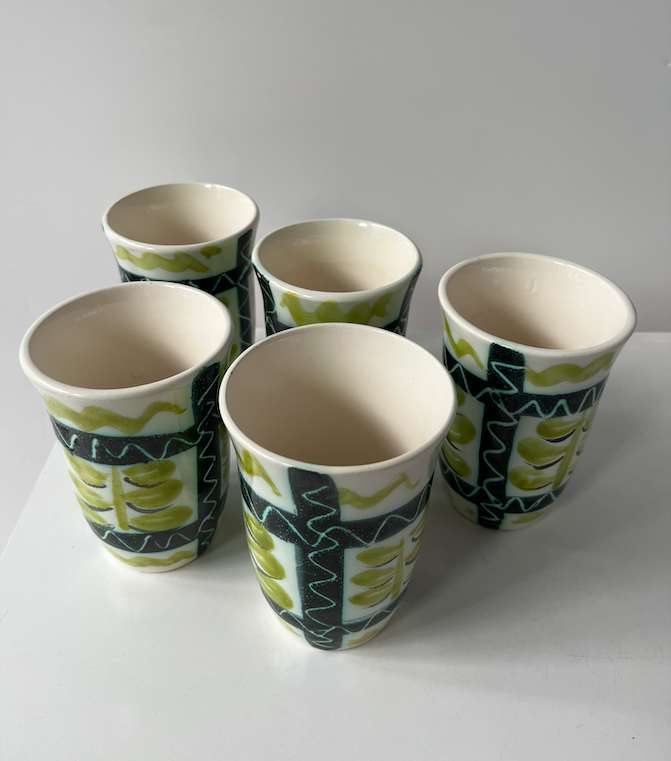 Série de 5 gobelets vert années 60 – 12 € l&rsquo;un