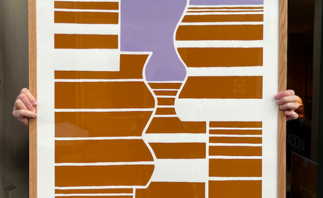 Sérigraphie papier vague Avrandinis encadrée – 250 €