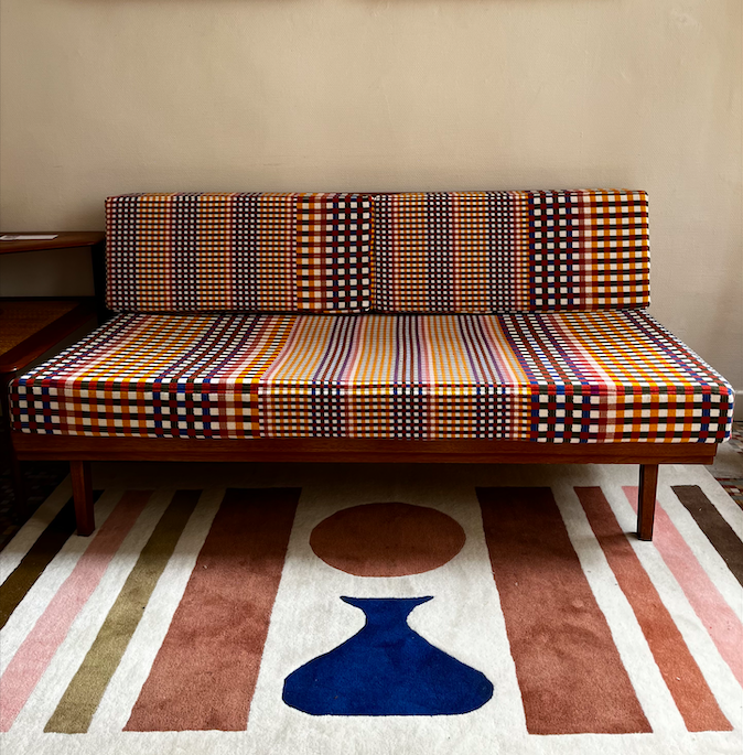 Banquette Antimott par Peter Hvidt pour knoll – 2200 €