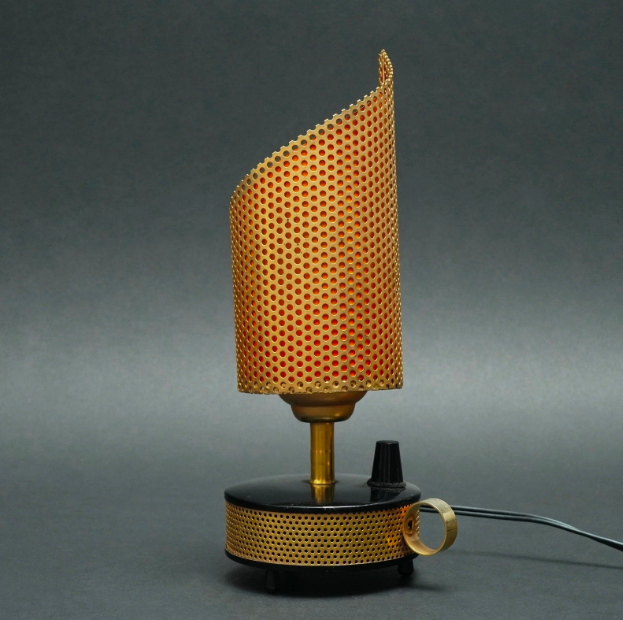 Lampe téléambiance &laquo;&nbsp;Matthieu Matégot&nbsp;&raquo;