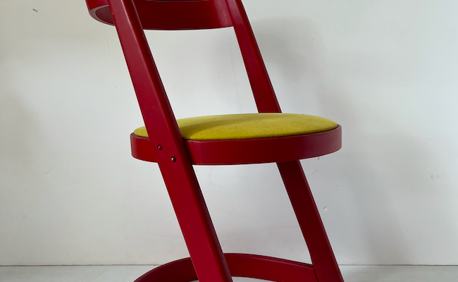 Chaise Baumann Halfa rouge, assise neuve – 220 €