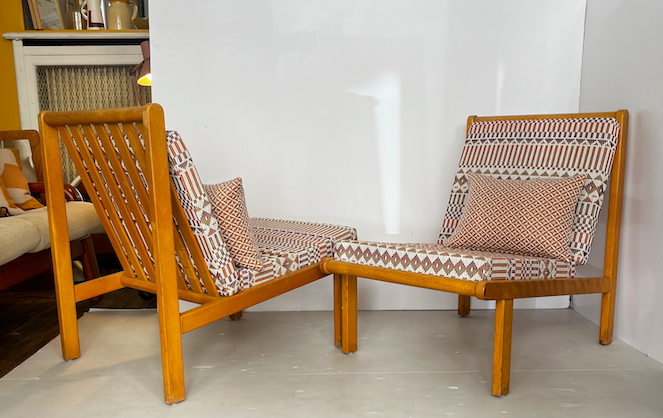 Paire de chauffeuses att. Florence Knoll – 1500 € la paire