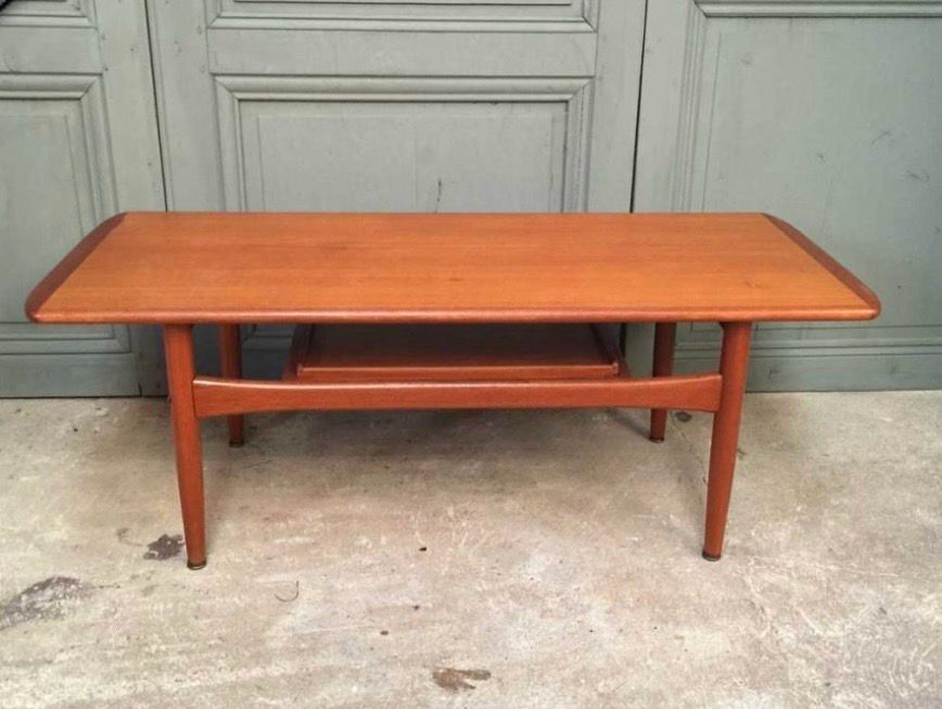 Table basse en teck scandinave –