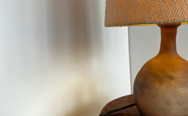 Lampe à poser vintage scandinave en terre cuite des années 60 – H 40 x D 20 cm – 130 € soldé 110 €
