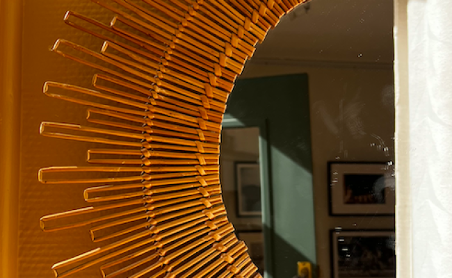 Miroir soleil en rotin/osier – 80 €