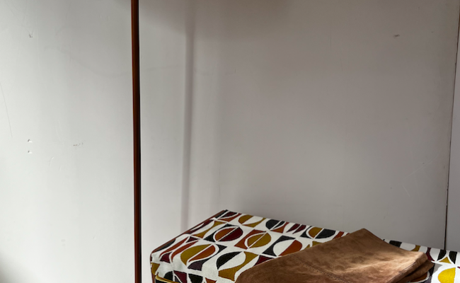 Lampadaire danois, abat-jour sur mesure – 520 €