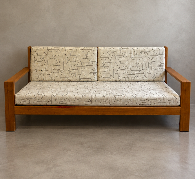 Canapé banquette orme massif et coussin refaits à neuf tissu chenillé écru/bronze –