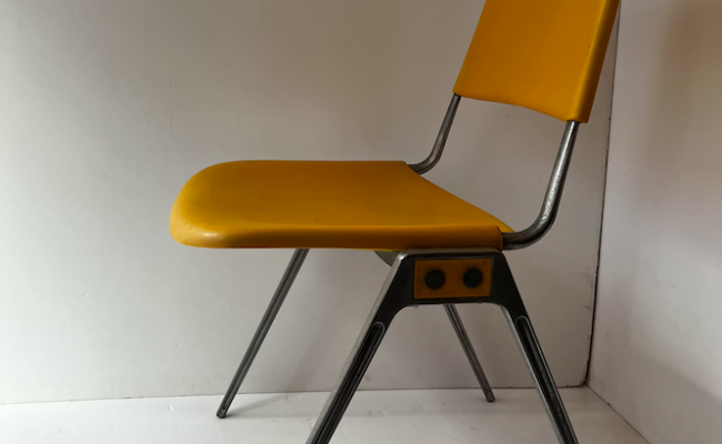 Chaise Don Albinson pour Knoll – 80 €