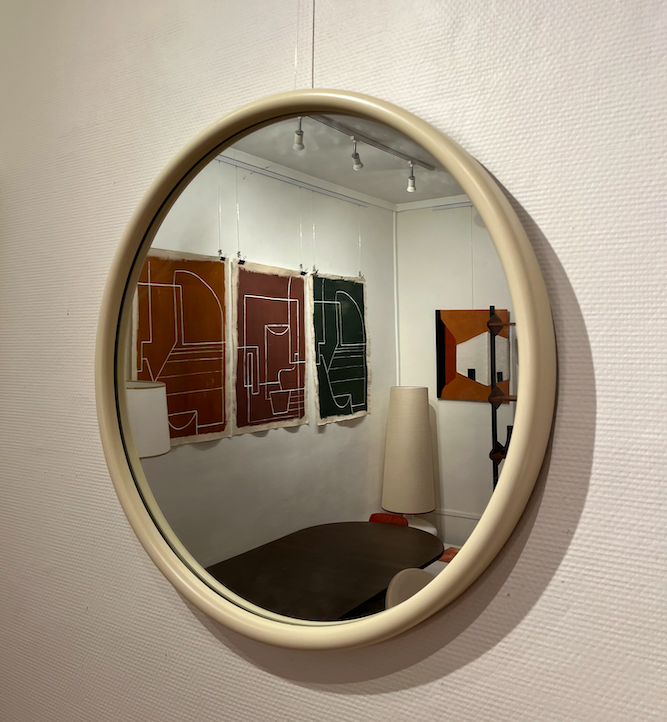 Miroir space age écru années 1970 – 110 €