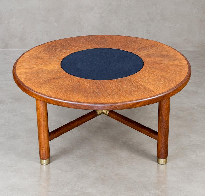 Table basse ronde en bois massif et verre fumé GPlan – 690 €