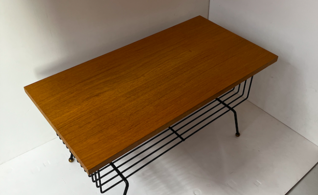 Table basse vintage bois, métal, laiton – 390 €